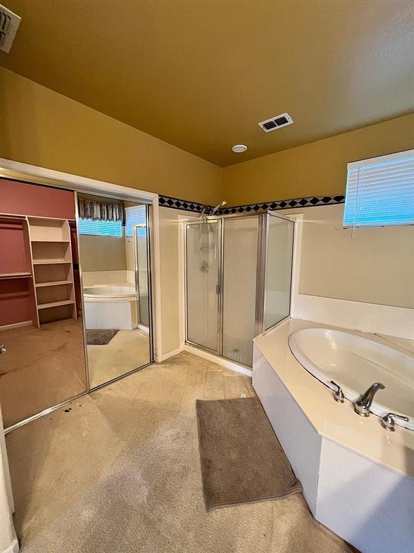 Building Photo - House for rent in a highly desirable Elk G...