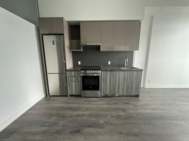 Building Photo - 406-10 Flavelle Trail Vaughan