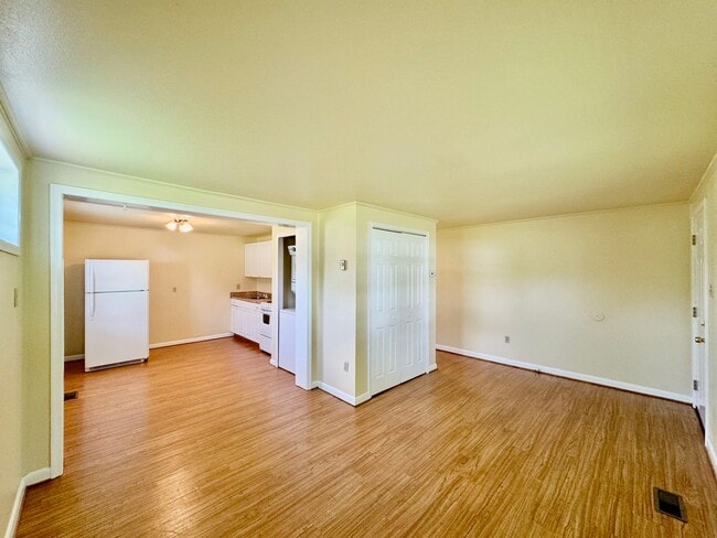 Building Photo - Location, Community, Quality Living. It St...
