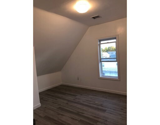 Foto del edificio - 10 School St