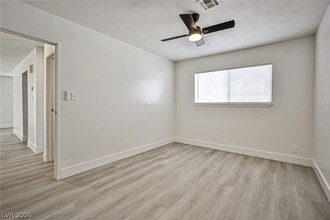 Building Photo - 3481 S Myrtle Ave