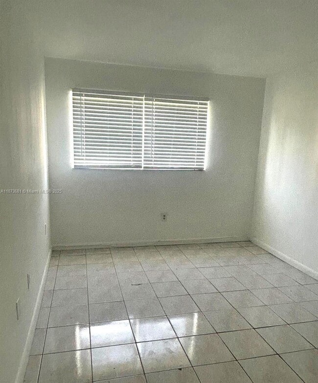 Building Photo - 3600 NW 21st St