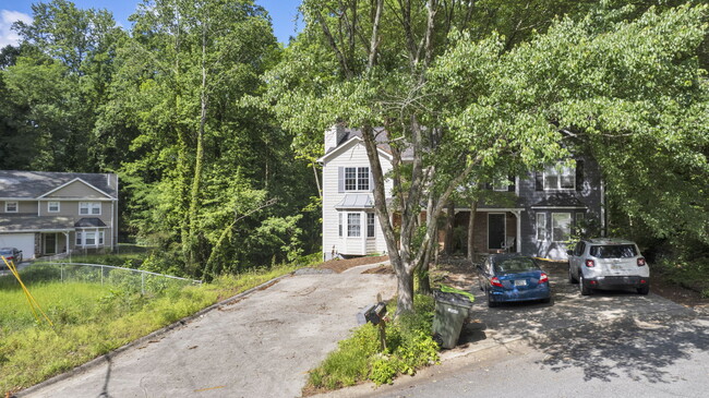 Building Photo - 4433 Coopers Creek Dr SE