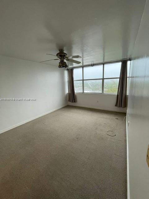 Foto del edificio - 1300 NE Miami Gardens Dr