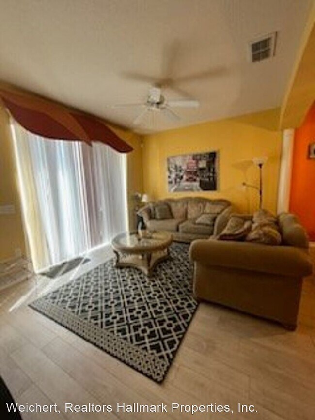 Building Photo - 3 br, 2.5 bath House - 224 Monroe Circle