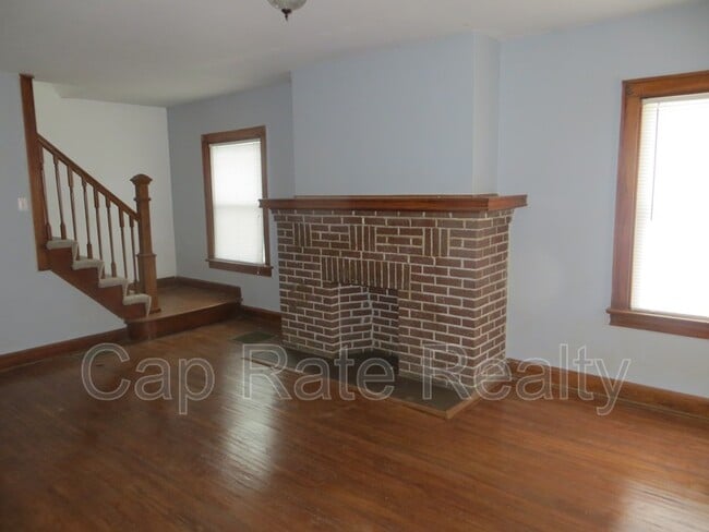 Building Photo - 1514 Myrtle Ave