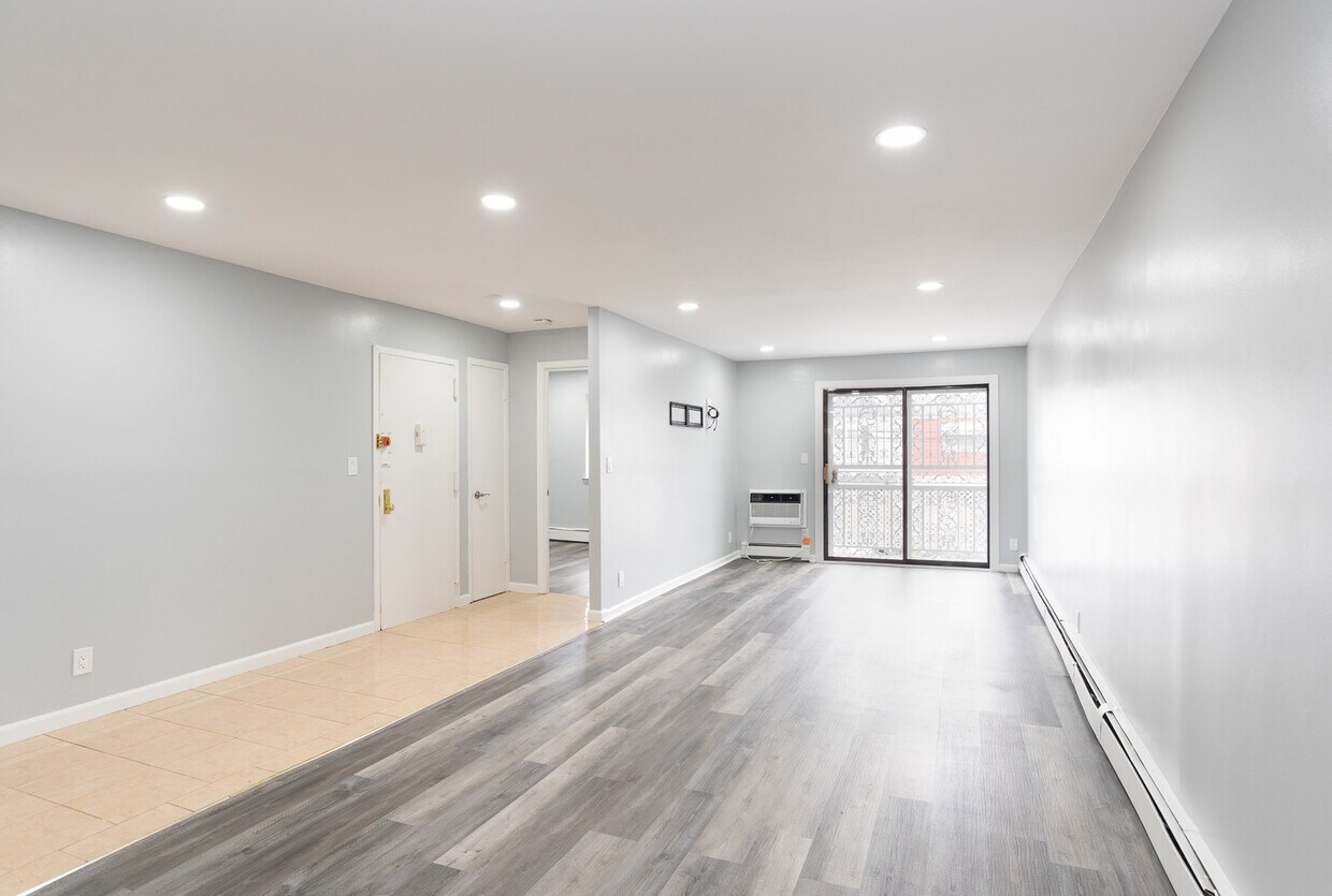 3017 Ely Ave Unit 2, The Bronx, NY 10469 Room for Rent in The Bronx