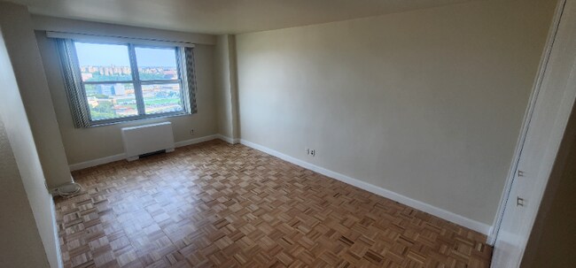 Foto del edificio - 555 Kappock St