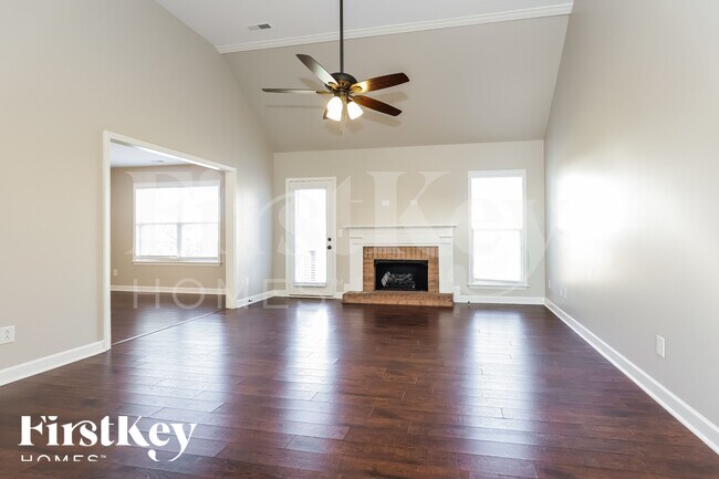 Foto del edificio - 2260 Dewey Dr