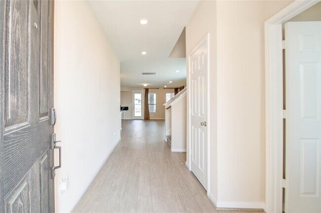 Foto del edificio - 4639 Cullen Brook Rd