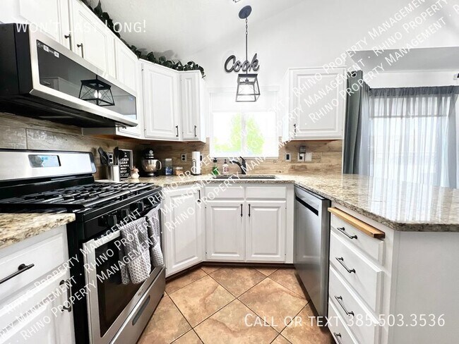 Building Photo - 4 bedroom/2 Bathroom House In Roy