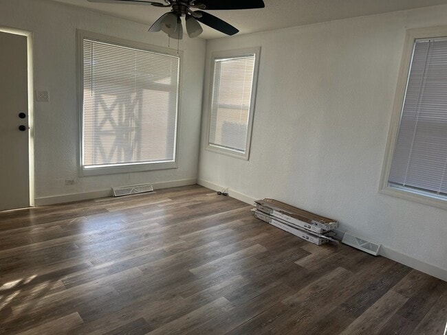 Photo - Quaint 2 Bedroom Home