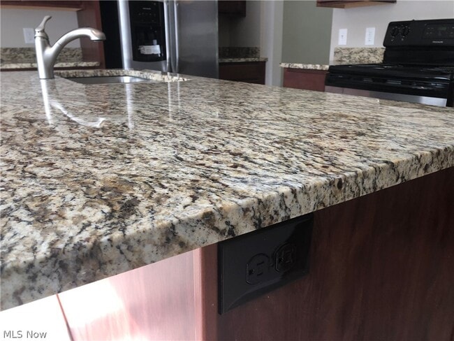 Building Photo - 1925 E 86th St