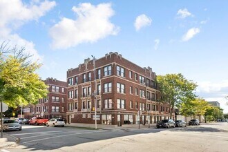 Building Photo - 1655 W Jonquil Terrace
