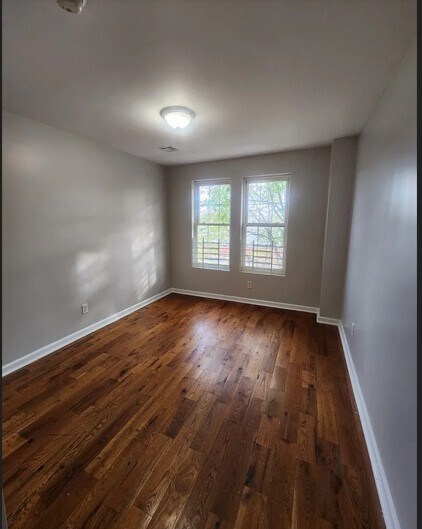 Building Photo - 59 E Runyon St