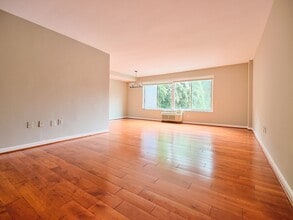 Building Photo - 4114 Davis Pl NW