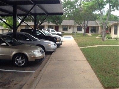 Building Photo - 1001 Pecan Valley Dr