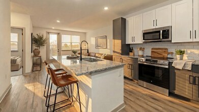 Building Photo - Archer