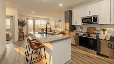 Building Photo - Archer