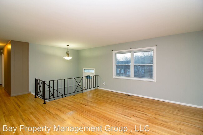 3 br, 1.5 bath House - 609 Lacewood Drive - 4
