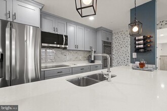 Building Photo - 12286 Ashmont Ct