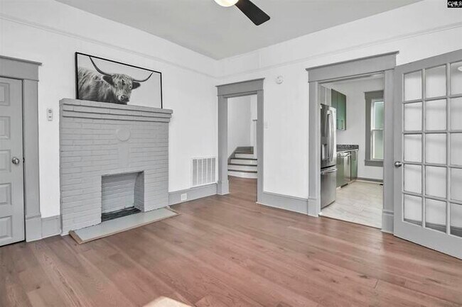 Foto del edificio - 728 Laurel St