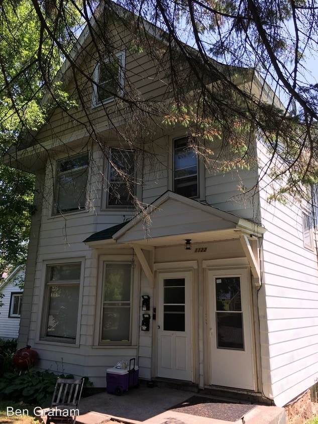 Primary Photo - 1122 E 5th St