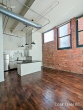 Building Photo - 934 Broadway Blvd