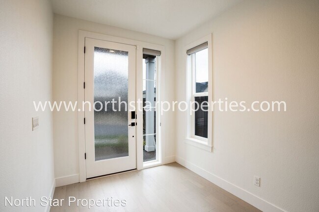 Foto del edificio - 4 br, 3.5 bath House - 4246 NW Woodgate