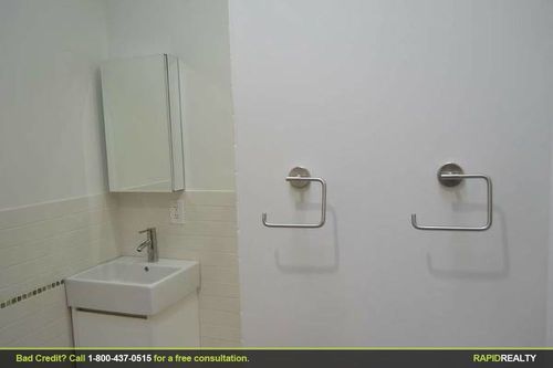 Foto del edificio - 813 Halsey St