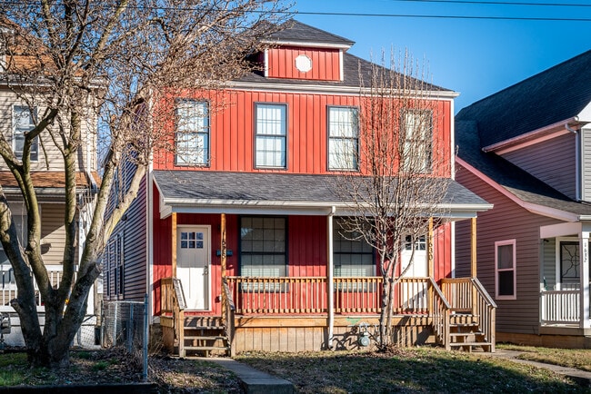 Exterior - Front - 1630 S 4th St