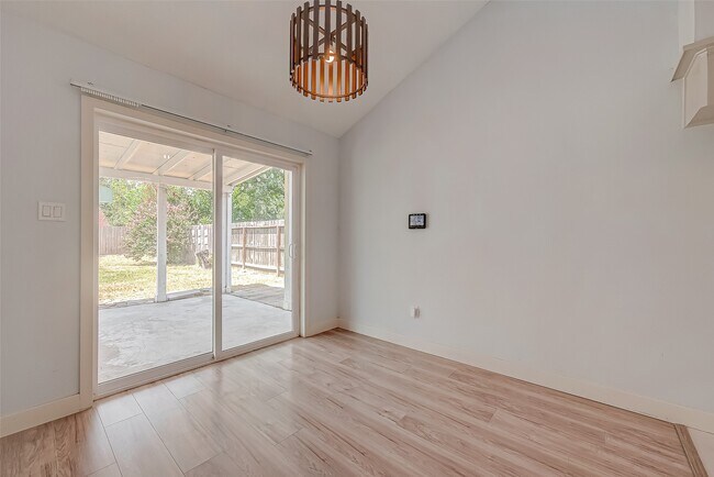 Foto del edificio - 22215 Cimarron Pkwy