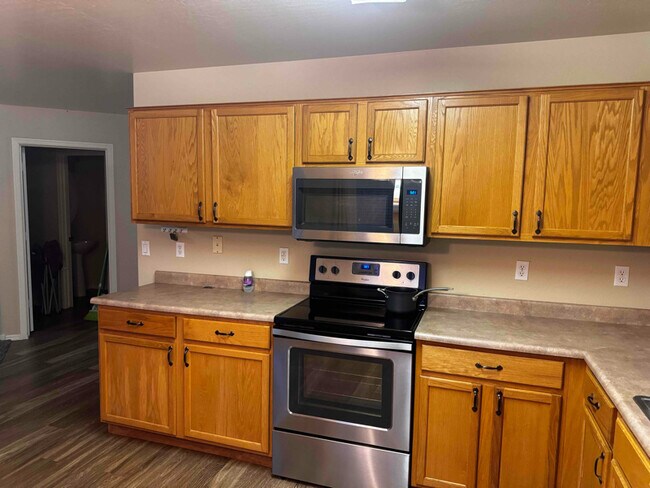 Building Photo - 2445 W Allens Peak Dr