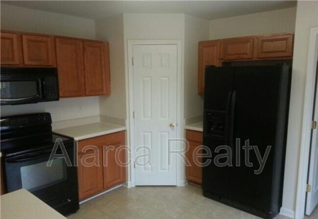 Building Photo - 1546 Kindred Cir NW