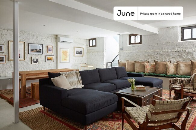 Building Photo - Modern ROOM at The Cornelia House