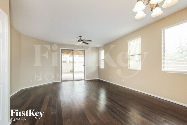 Foto del edificio - 7115 W Lone Tree Trail