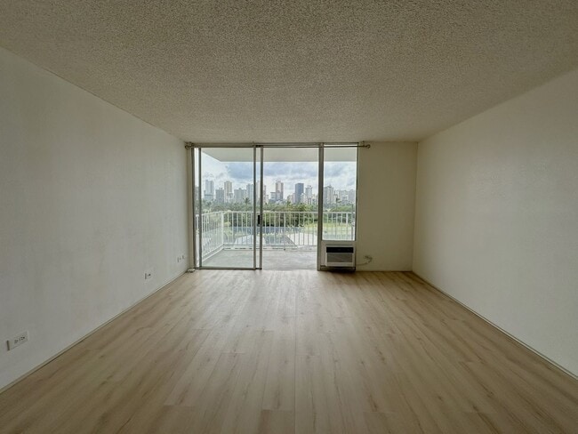 Foto del edificio - SV705