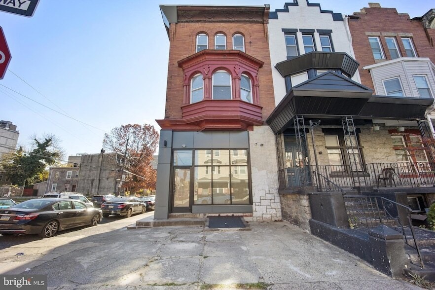 Primary Photo - 1500 W Tioga St