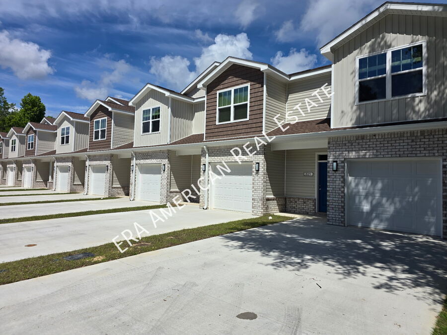 Foto del edificio - 831 Jonleen Dr