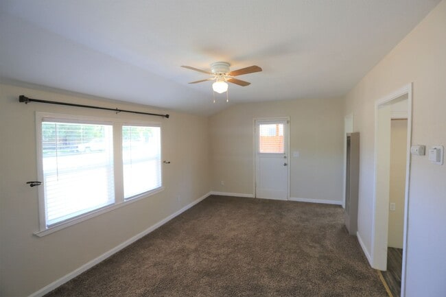 Building Photo - 575 E Street