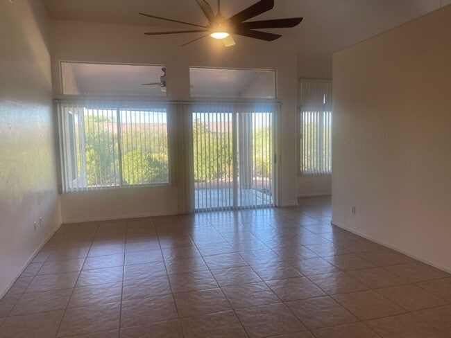 Foto del edificio - 3 Bed 2 Bath Available Now!! Contact Property Pros Property Management for more details