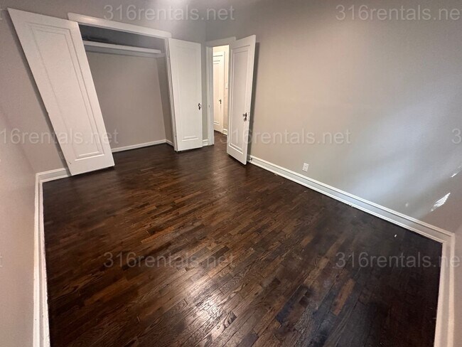 Foto del edificio - COMING SOON, PLEASE CHECK BACK AT A LATER DATE