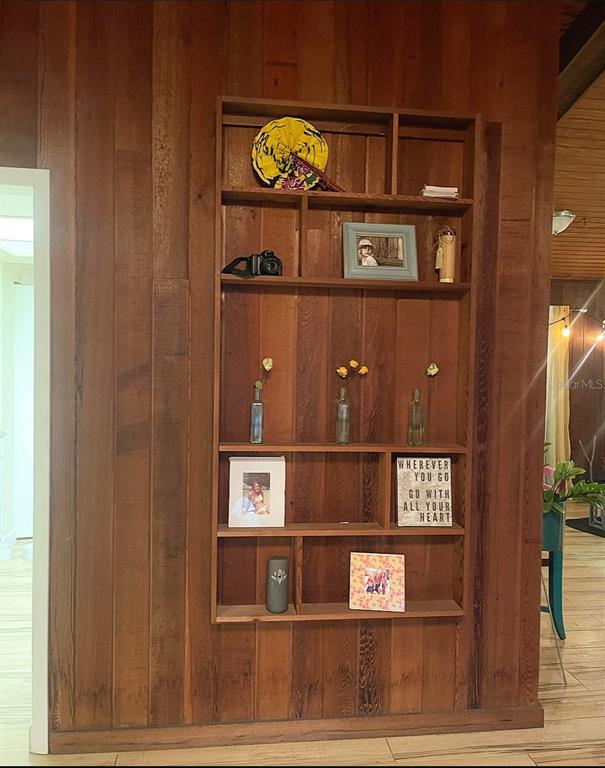 Foto del edificio - 933 Woodland Dr