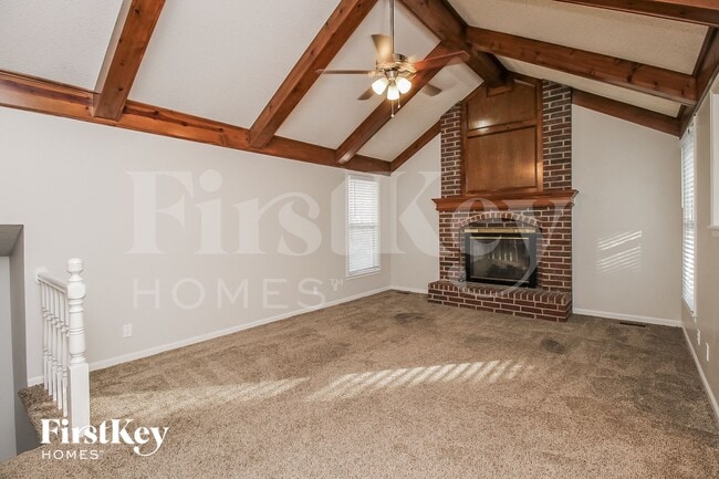 Building Photo - 1715 Regency Dr