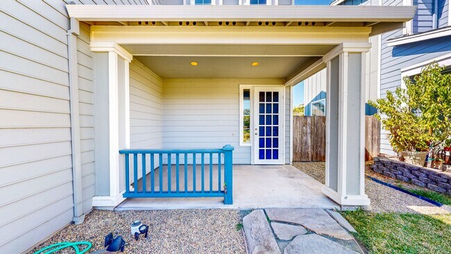 Foto del edificio - Bright two story 3 Bedroom 2.5 Bathroom Ho...