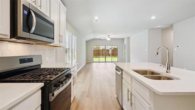 Foto del edificio - 821 Sunflower Rd