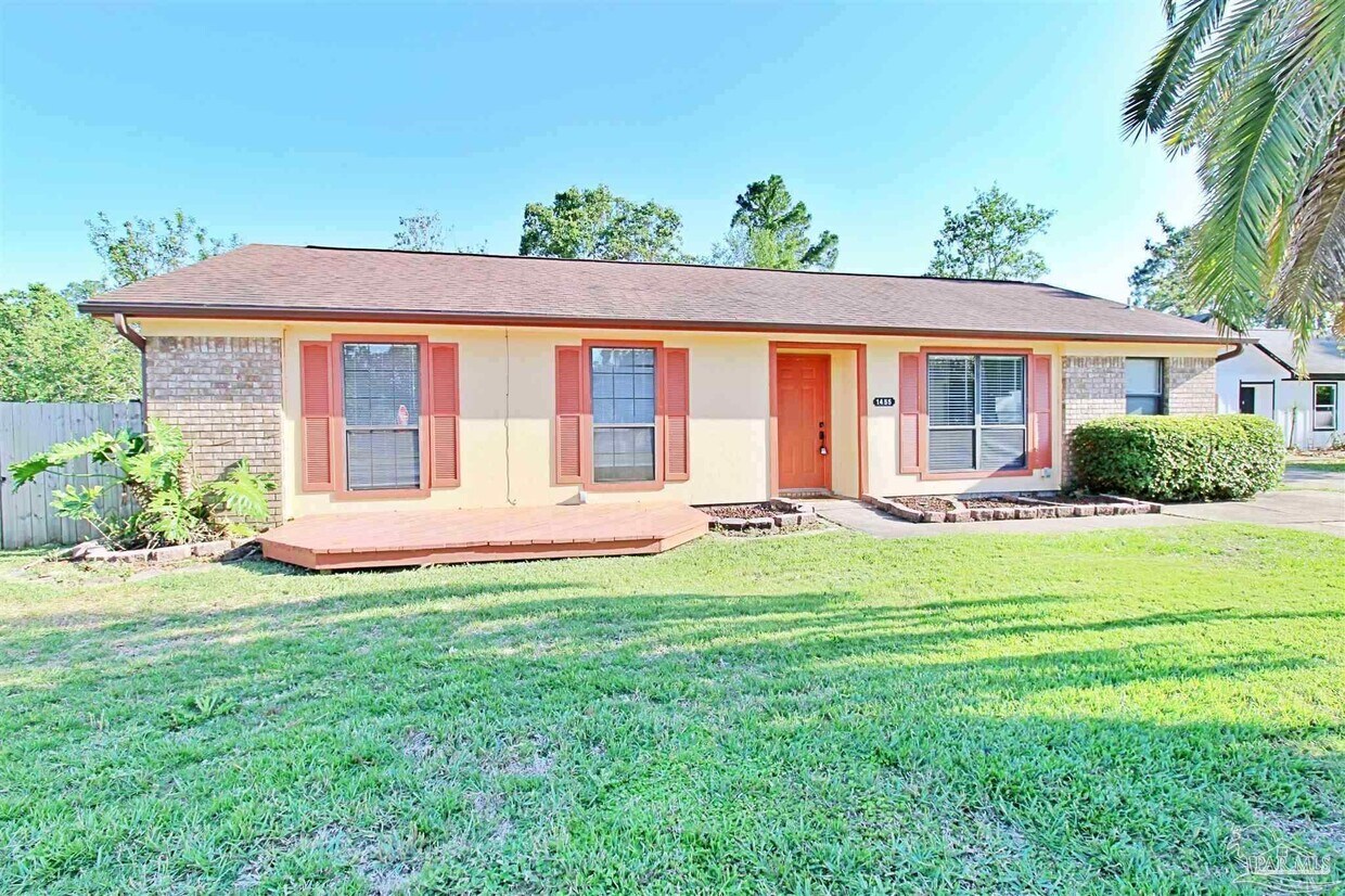 Primary Photo - 1455 Sanibel Ln