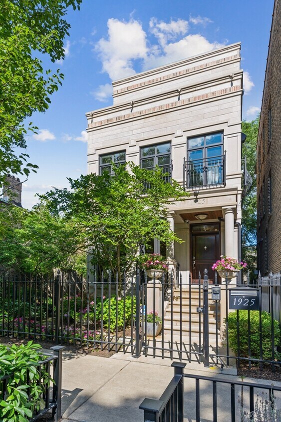 1925 N Bissell St, Chicago, IL 60614 House Rental in Chicago, IL