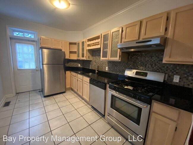 Building Photo - 2 br, 1.5 bath House - 2629 Hudson St