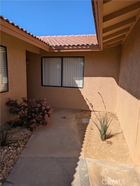Foto del edificio - 27535 Lakeview Dr